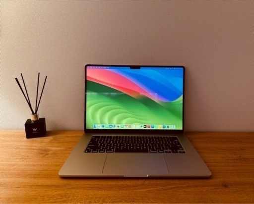 M2 MacBook Air 15インチ USキーボード