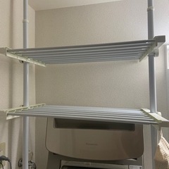 ランドリー収納　洗濯機収納　つっぱり棒の画像