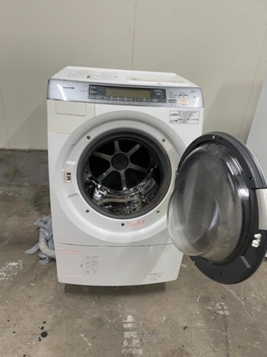 洗濯９㎏・乾燥６㎏タイプです！　Panasonic（パナソニック）　９㎏ななめドラム式洗濯乾燥機　NA-VX7200R　右開き・クリス