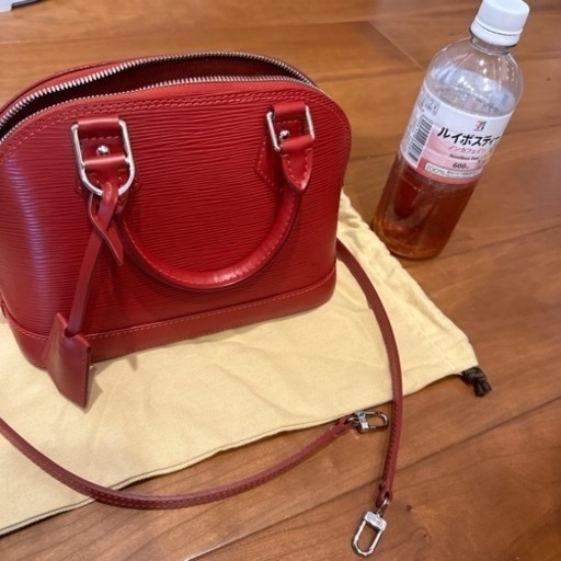 プロフ必読☆ほぼ新品 ヴィトン アルマ レッド 袋付き