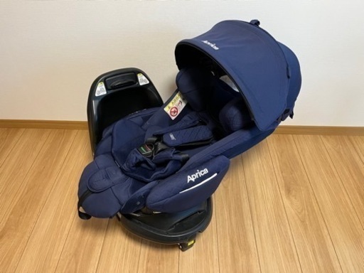 アップリカ　フラディアグロウ　ISOFIX