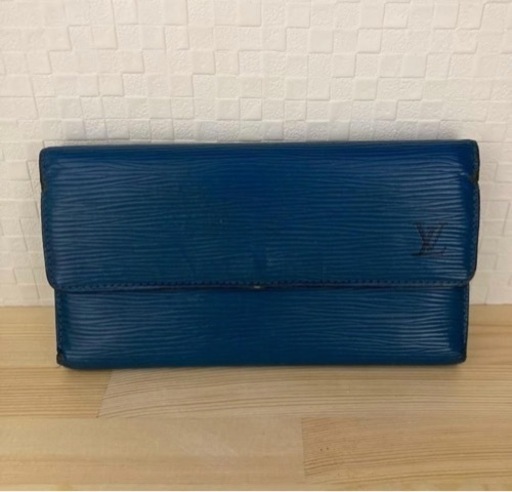 ルイヴィトン　エピ　長財布