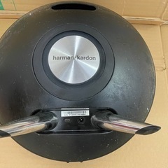 人気のHarman KardonOnyx Studio Wireless Bluetooth スピーカーの画像