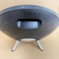 人気のHarman KardonOnyx Studio Wireless Bluetooth スピーカーの画像