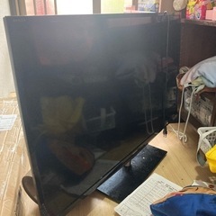 【無料】普通に映ります。東芝液晶テレビ43型？
