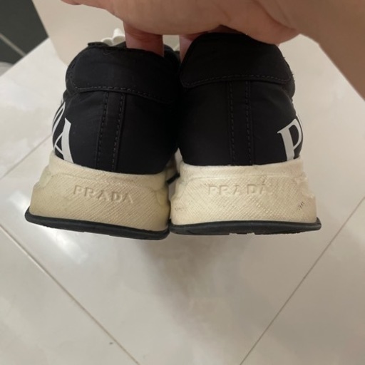 PRADA スニーカー