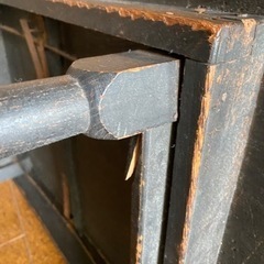 アンティーク　古くて小さいちゃぶ台の画像