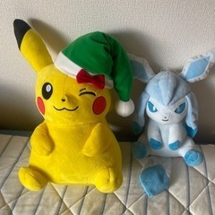 【無料になりました】ポケモン　ピカチュウ　グレイシア　ぬいぐるみ