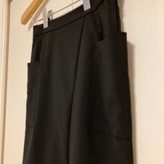 Ocusayブラックスカートの画像