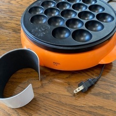 たこ焼き器とニトリ　ドライヤーホルダー