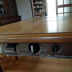 ☆無料配布☆希少LPガスコンロ付き松下電器産業製造ダイニングテーブル。の画像