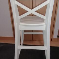 イケア　INGOLF   チェア　子供用　サイズ約高さ80奥行46幅41 耐荷重110㌔まで　体重110キロの大人でも使用可能です。の画像