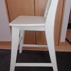 イケア　INGOLF   チェア　子供用　サイズ約高さ80奥行46幅41 耐荷重110㌔まで　体重110キロの大人でも使用可能です。の画像
