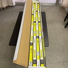 値下　ワンコイン　蛍光灯　蛍光管　蛍光ランプ　新品未使用　4本セットの画像