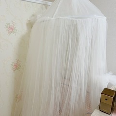 無料　子供ソファー+ 天蓋カーテン(ボンボン付き)