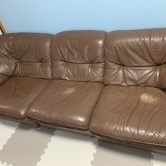 【差し上げます】ソファー　3人がけ　革製　カバー有　来客用　牛皮張りの画像