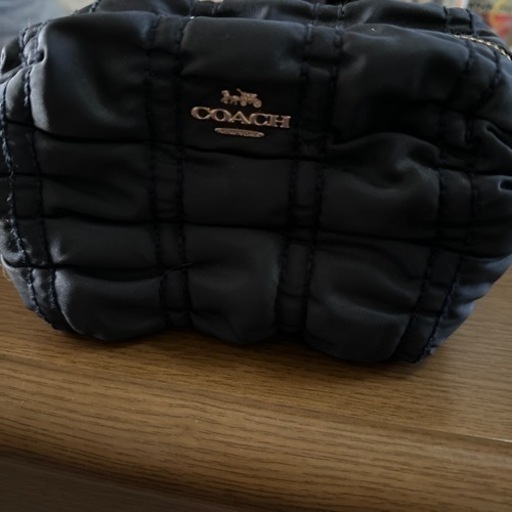 COACHポーチ