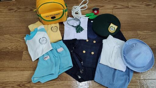お譲り決定】エルアン幼稚園制服一式一部学用品 (ややや) 東唐津のキッズ用品の中古あげます・譲ります｜ジモティーで不用品の処分