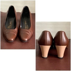 ブルーノマリ【23㎝位】バイカラーパンプス☆クリーニングお手入れ済みの画像