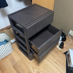 衣装ケース