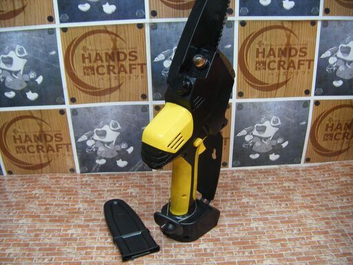 メーカー型番不明　充電式卓上チェンソー　中古品　バッテリ21V 2000mAh二個/充電器付き　【ハンズクラフト宜野湾店】