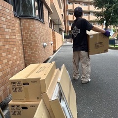 【建設現場で荷物を運ぶ作業】  短時間労働/シフト自由/週払い可の画像
