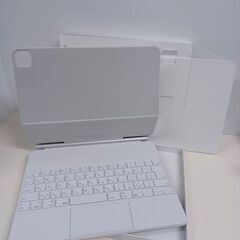 【美品】iPad Pro 12.9インチ Magic keyboard MJQL3J/A (A2480) 日本語配列