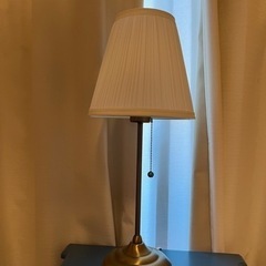 IKEAテーブルランプ