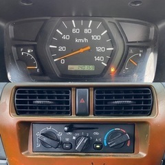 ⭐️コミコミ価格⭐️★車検令和7年4月まで★4WD★５速MT★三菱  ミニキャブ バン★の画像