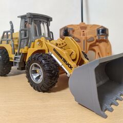 ラジコン ブルドーザー