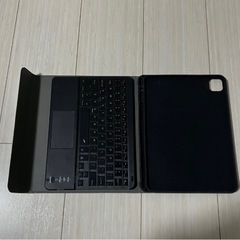 決まりました　iPod pro 11インチ用 キーボード付きケース  ガラスファイル　1枚付きの画像