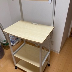 【決まりました】レンジ台　美品の画像
