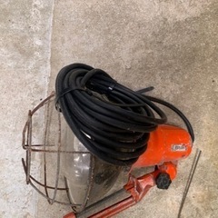 投光器2