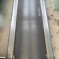 【店舗引き取り限定】 MATRIX トレッドミル T-3x-04-C 200V仕様 ULTIMATE DECK 業務用ルームランナー ランニングマシン フィットネスクラブ用 現状品の画像