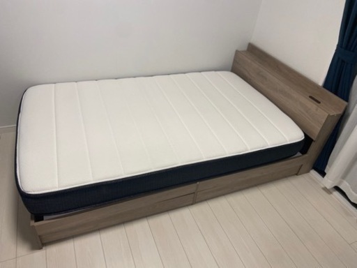 【セミダブル】ベッド＆ベッド台、収納付き！
