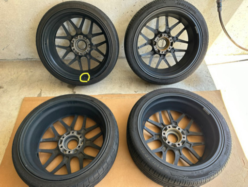 200系ハイエース　20 インチ　8J ＋38  