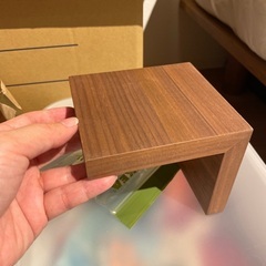 無印良品　壁に付けられる棚11cm ウォールナット材の画像