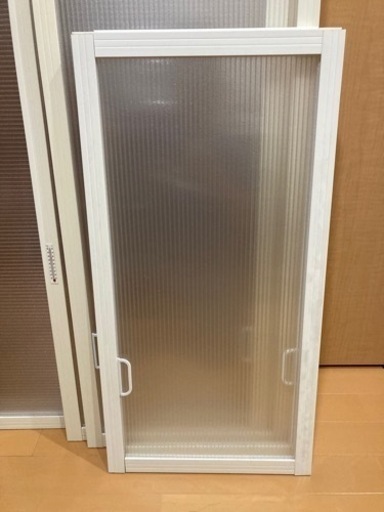 簡易内窓の材料としてどうぞ