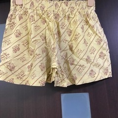 ベビードールジャージ&チップとデールのショートにパンツ　サイズ140cm の画像
