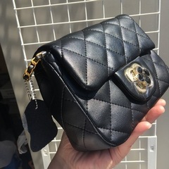 新品2way 牛革レザー カーフスキン 菱形パフパフ感 チェーン長さ調整可能 上品なショルダーバッグの画像