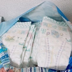 おむつ　新生児、Sサイズ　それぞれあります☆(開封済み)の画像