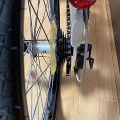 カリブー折りたたみ自転車　20インチ　切り替え付き　アルミフレーム　ホワイトの画像