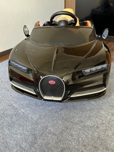 ブガッティー　電動　車