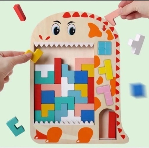 新品未開封　知育玩具　パズル　木製テトリス　ワニ