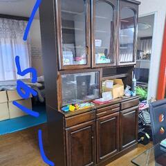 中古食器棚になります。