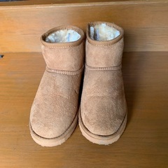 モコモコショートブーツ