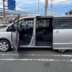 低走行7万キロ‼️月々1.3万円〜分割払い可❗️車検2年付き！大人気☆ニッサン セレナハイウェイスター☆8人乗り☆SDナビ☆TV・DVD☆ETC☆バックカメラ☆ドラレコ☆パワスラ☆ウィンカーミラー☆フル装備☆車内広々三列シート☆事故修復歴無し☆‼️の画像