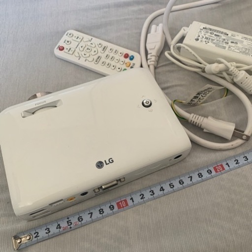 LG プロジェクター