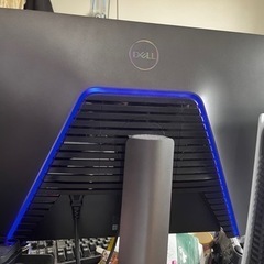 DELL S2721DGF モニターの画像