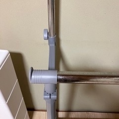 ハンガーラックの画像